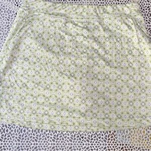 Women’s Size Small PGA Tour Athletic Skirt with built in shorts